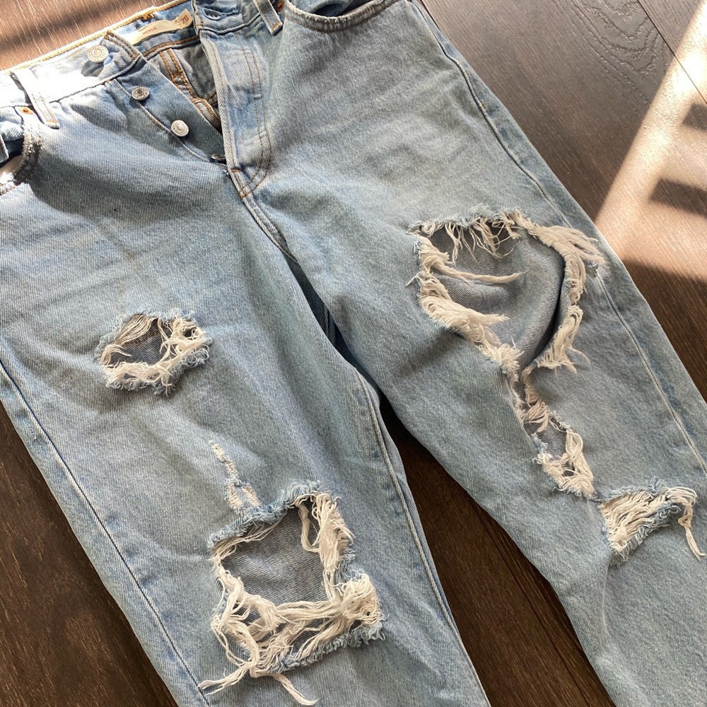 Levi’s premium wedgie EUC